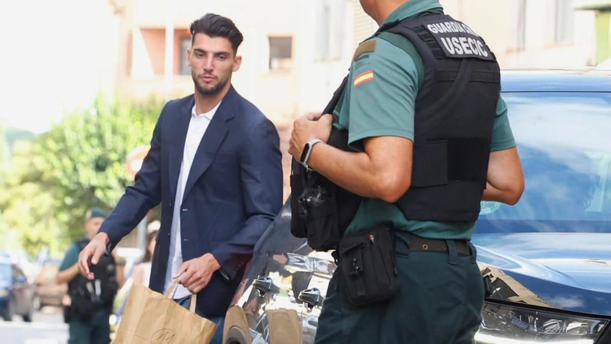 Rafa Mir, en libertad con cargos