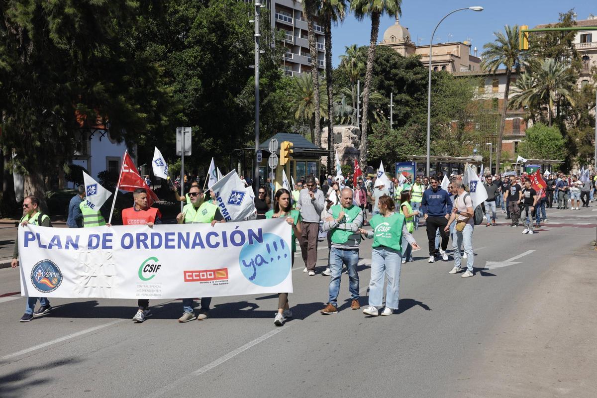 Protesta de los sindicatos de la Policía Local este miércoles en Palma.