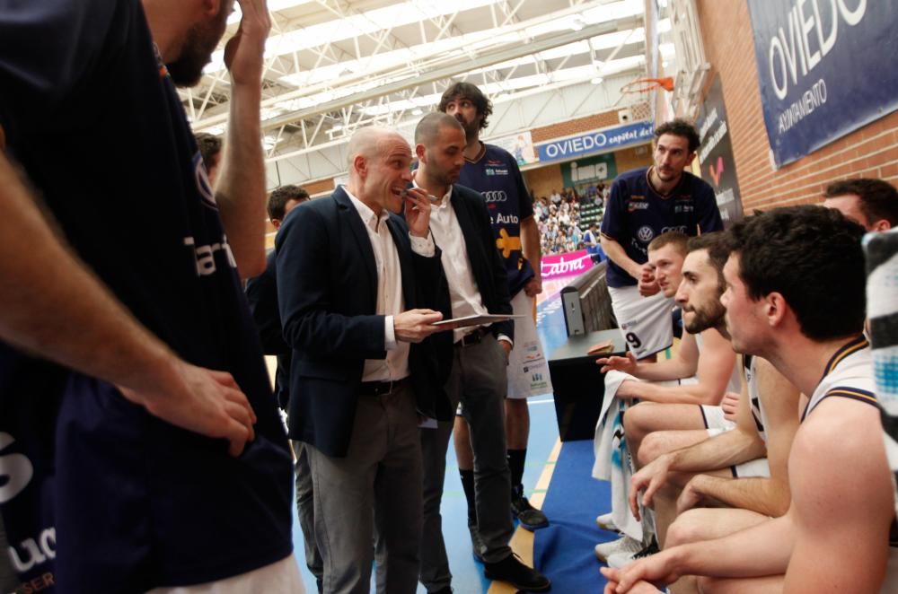 El Oviedo Baloncesto vence al Ourense en Pumarín