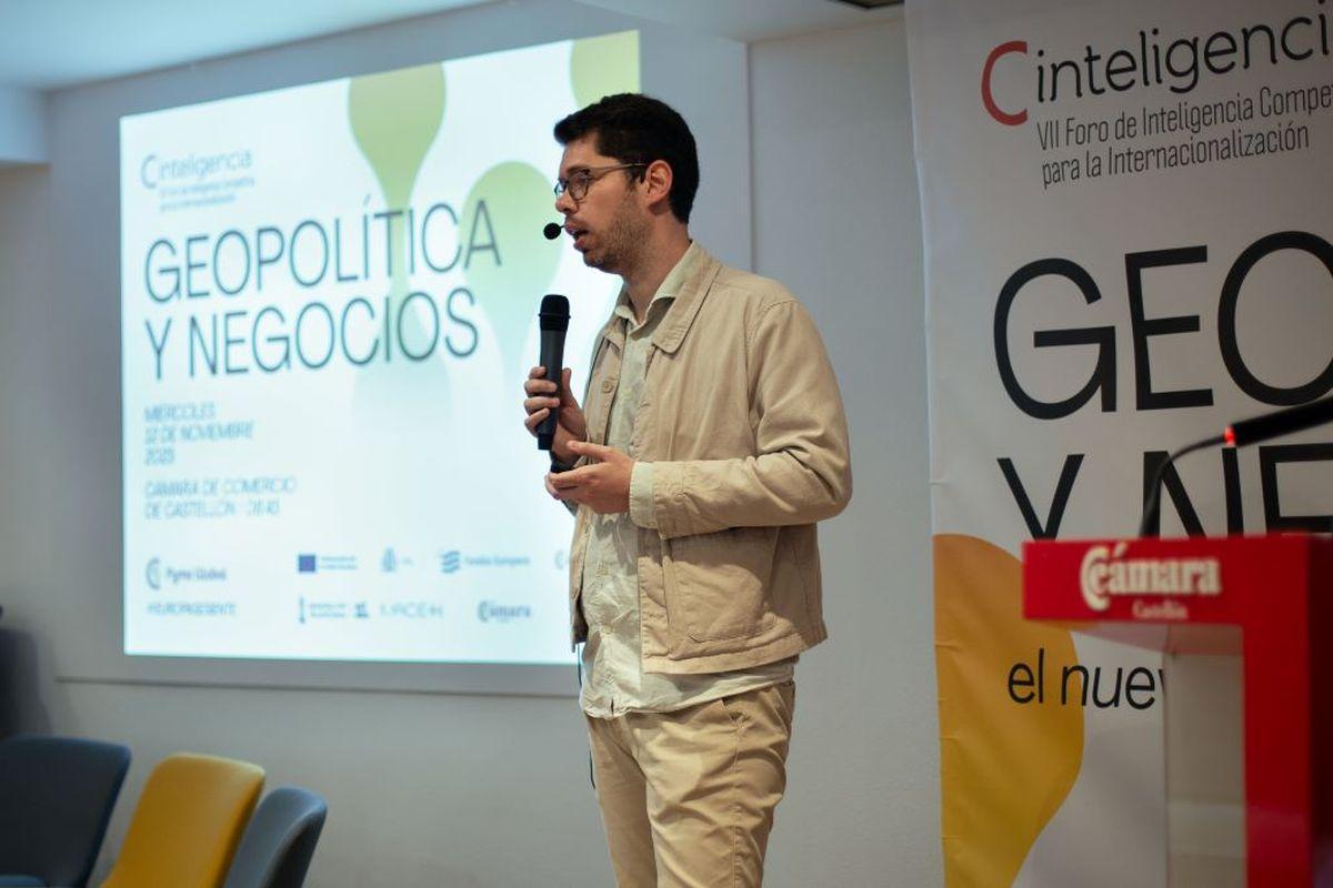 Ponencia de Fernando Arancón.