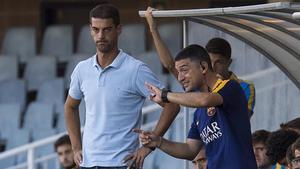 Gerard López y Francisco García Pimienta en un partido del Barça B en el Miniestadi.