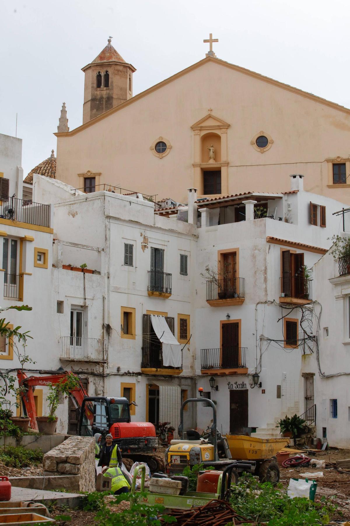Galería de imágenes de las obras en el casco histórico de Ibiza Galería de imágenes de las obras en el casco histórico de Ibiza