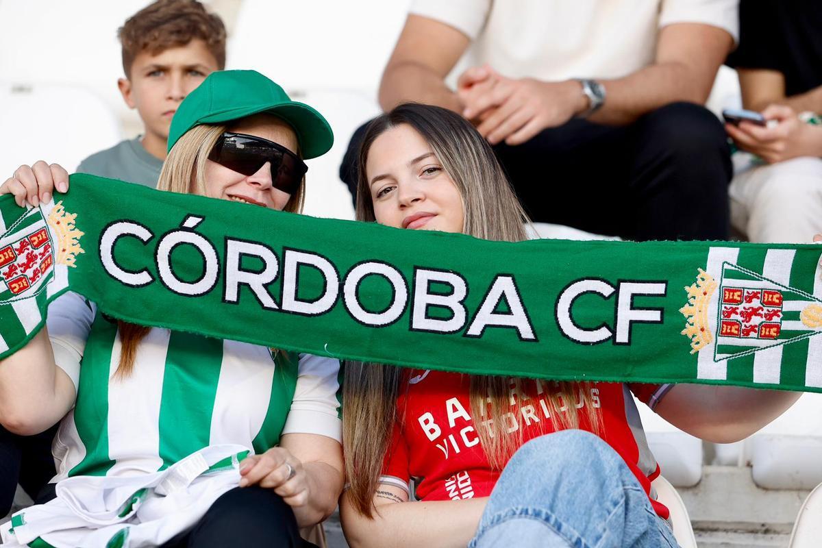 Córdoba CF-Albacete | Las imágenes de la afición en El Arcángel