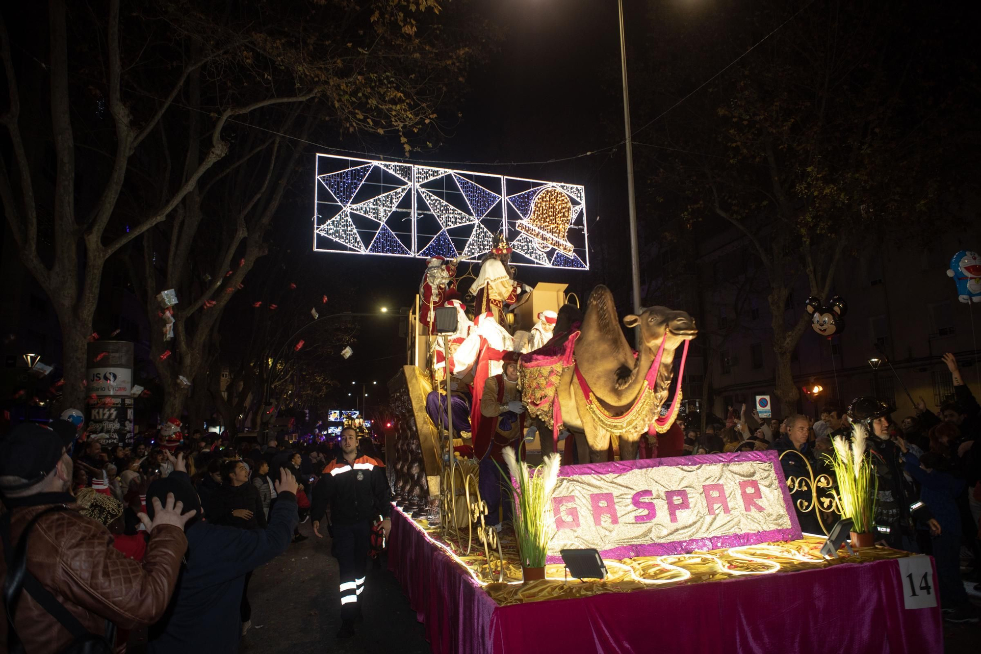 Los Reyes Magos emocionan en Cartagena