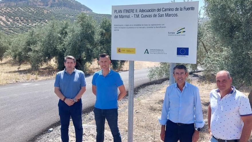 La Junta mejora dos caminos rurales en Cuevas de San Marcos tras una inversión de 700.000 euros
