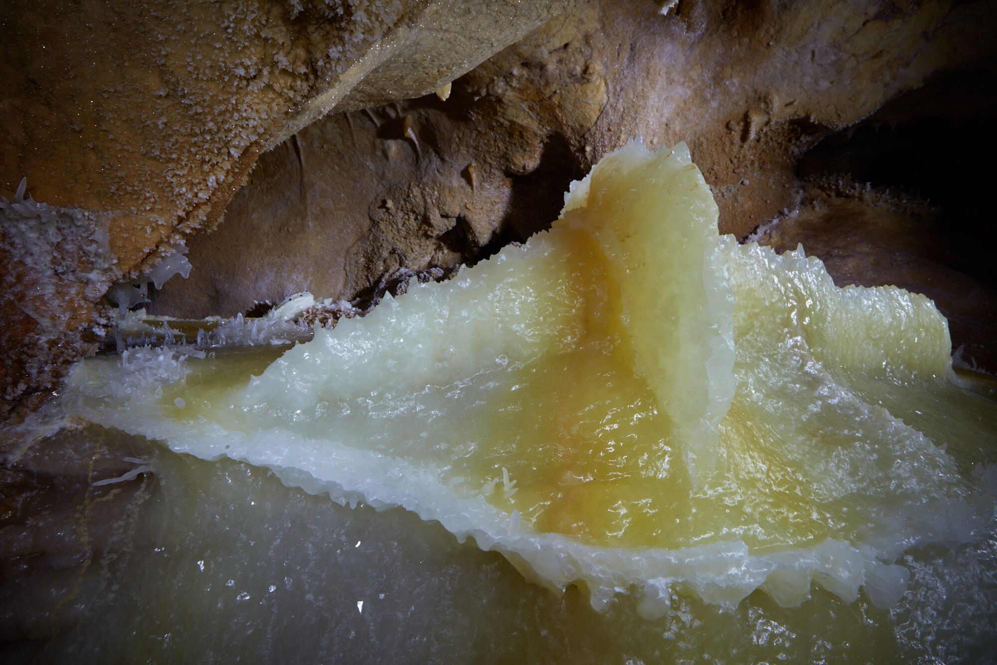 Cueva de las Estegamitas, en Málaga capital, única en el mundo por su configuración y declarada Monumento Natural