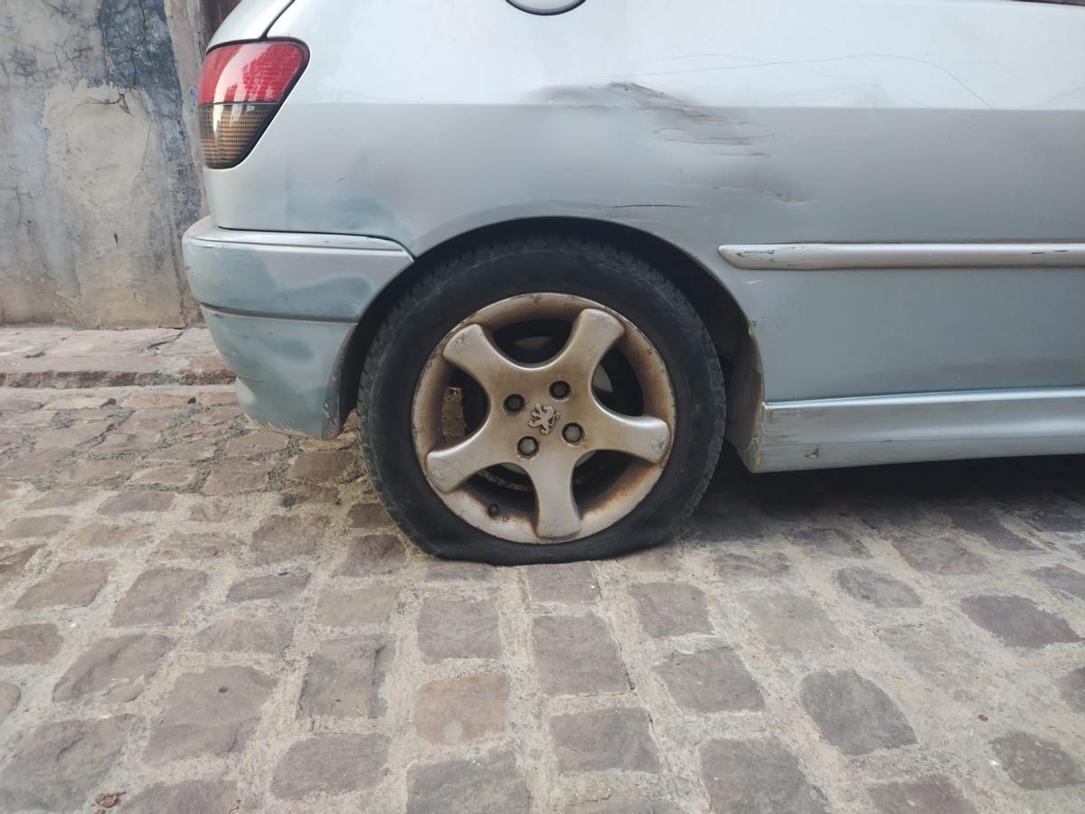 Uno de los coches afectados