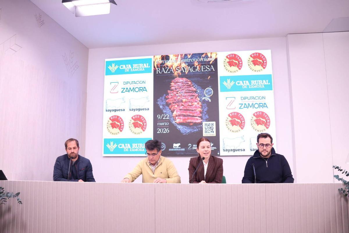 Un momento de la presentación de las jornadas en la sede de Caja Rural de Zamora.