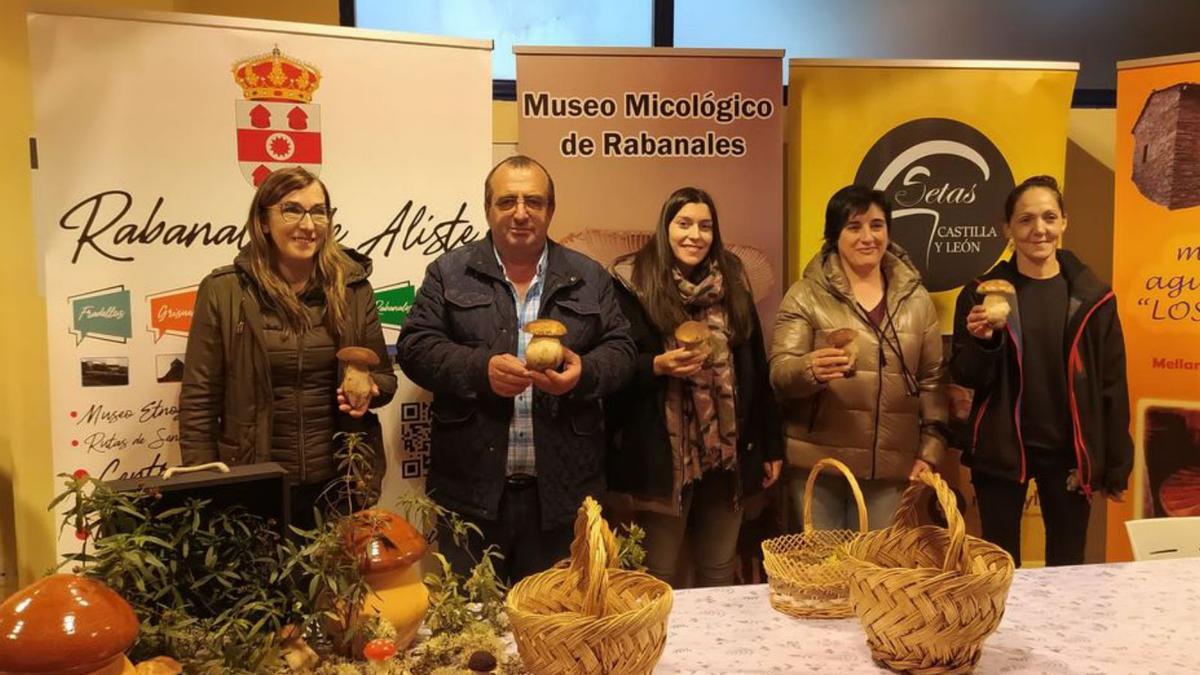 Entrega de los premios “Zamoranito de Oro”, ayer en Rabanales. | Ch. S. 