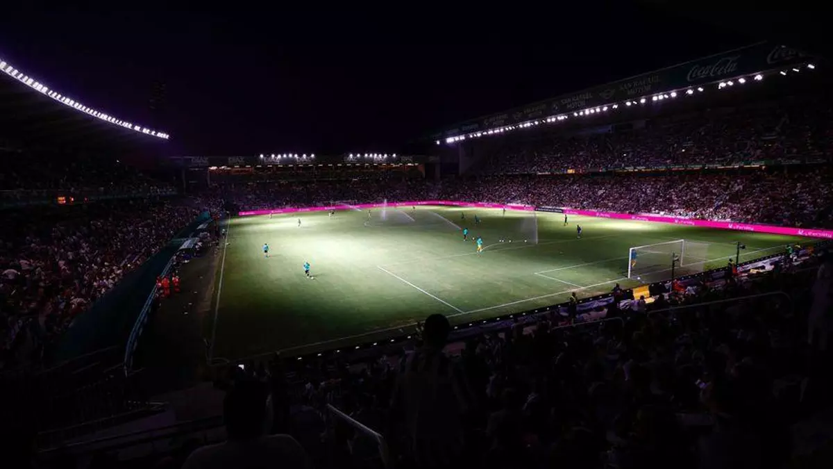 El Córdoba CF denuncia sabotaje en El Arcángel el día del partido ante el Betis