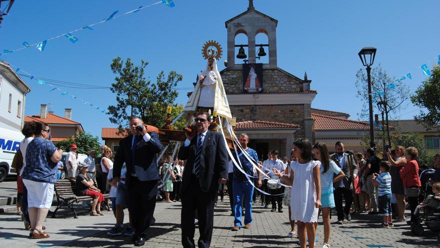 Una Virgen milagrosa en Lugo: esta es la historia del templo llanerense de Santa María