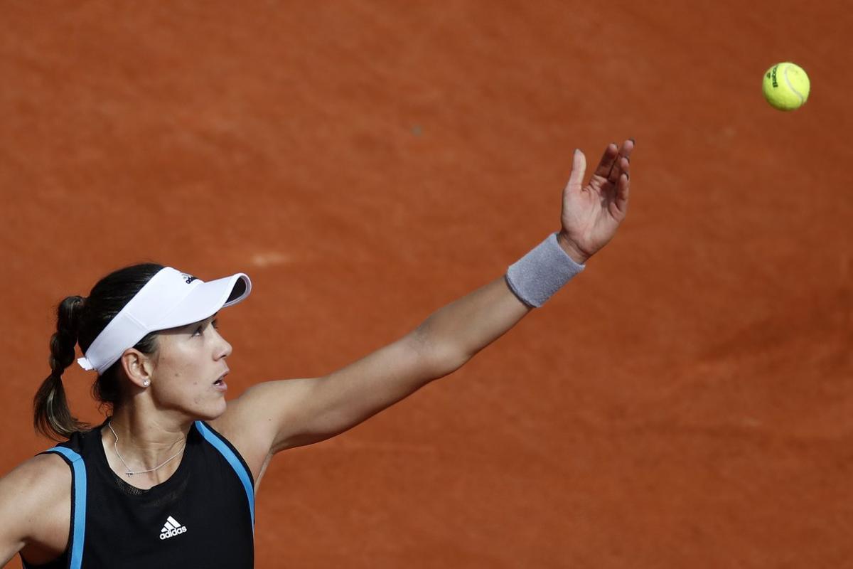 Tennis - French Open - Roland Garros, Paris, France - May 29, 2019. Spain’s Garbine Muguruza in action during her second round match against Sweden’s Johanna Larsson. REUTERS/Christian Hartmann