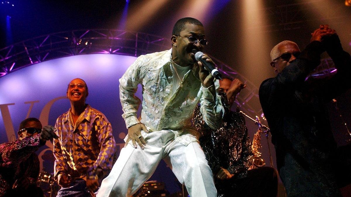 Ronald Bell, en una actuación de Kool and the Gang en el 2002.