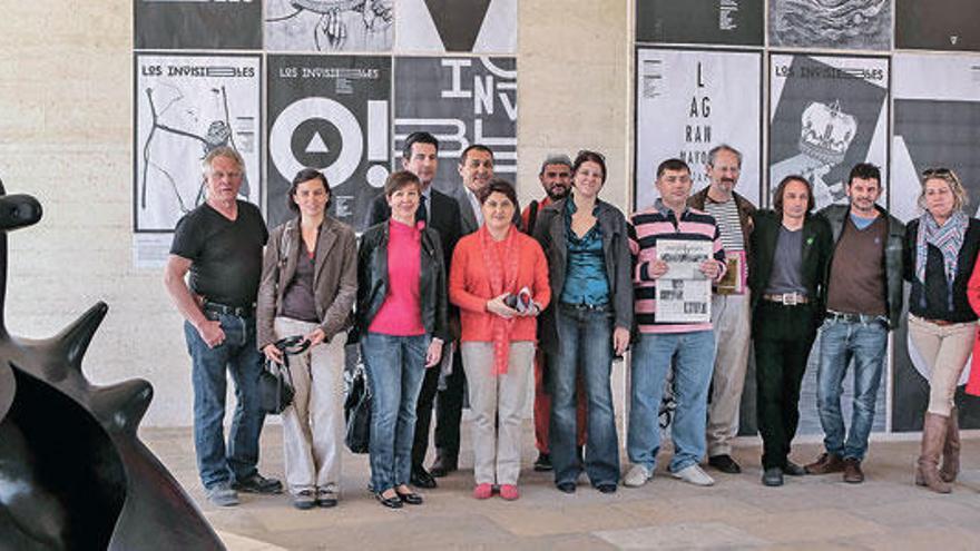 Autoridades, organizadores y participantes, ayer en la Fundació Pilar i Joan Miró.