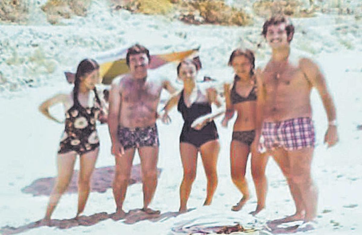 Memorias de mujeres migrantes en Ibiza Memorias de mujeres migrantes en Ibiza