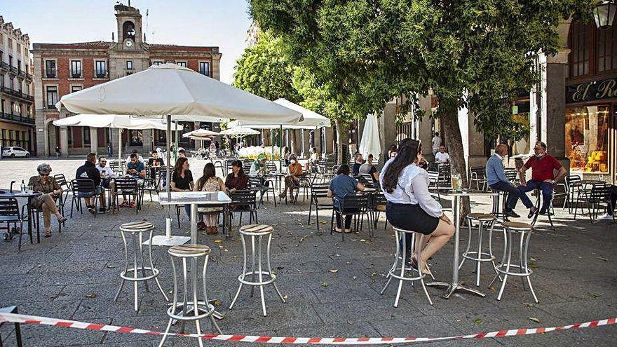 Terraza de hostelería en la Plaza Mayor durante los meses duros de pandemia.