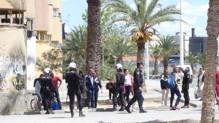 Cae en Elche un narco piso tras la confesión de un apuñalado como castigo por perder droga