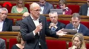 SCC exigeix la dimissió del conseller d’Exteriors després de les seves declaracions.