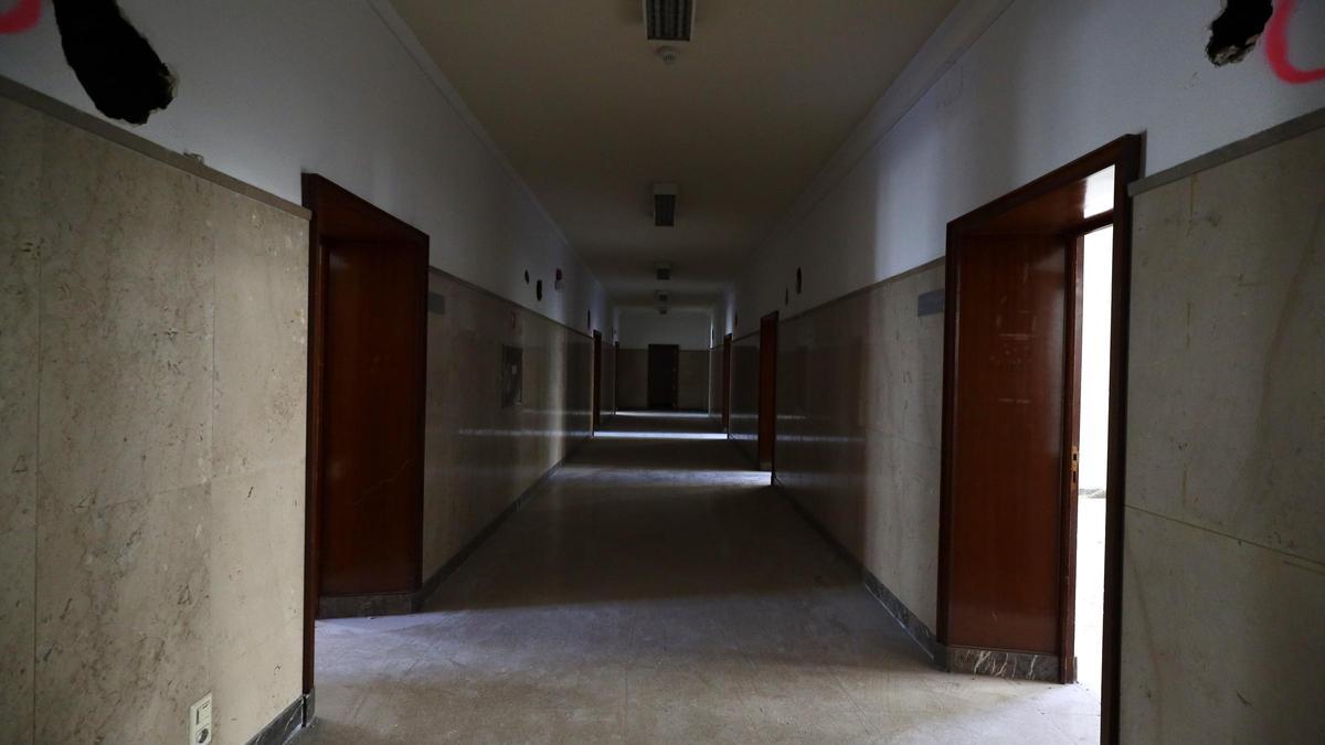 Instalaciones de los antiguos juzgados que siguen sin uso, aunque una parte se usará para el Centro Goya.