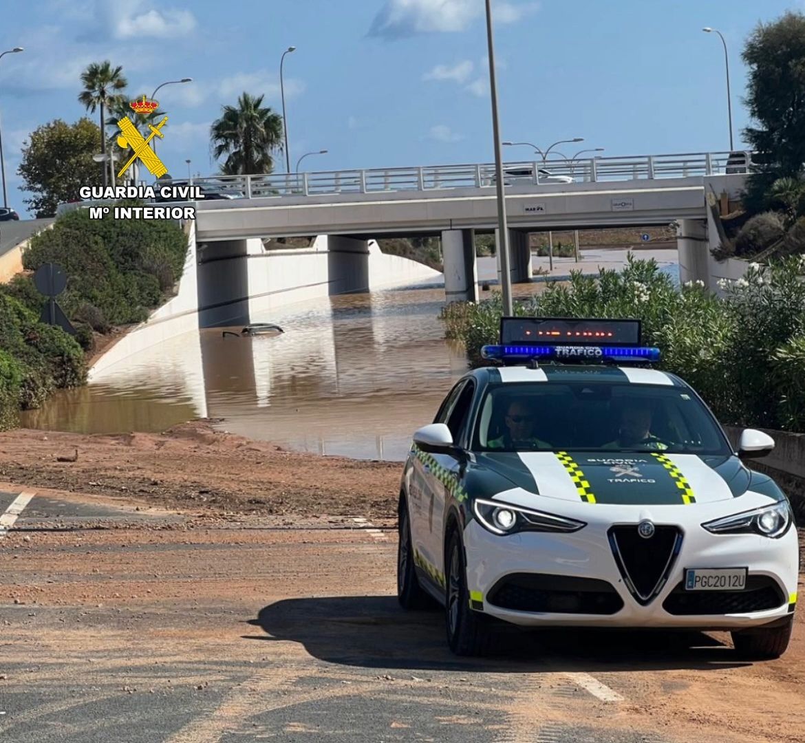 Galería: Todas las imágenes de los rescates realizados durante el temporal en Ibiza
