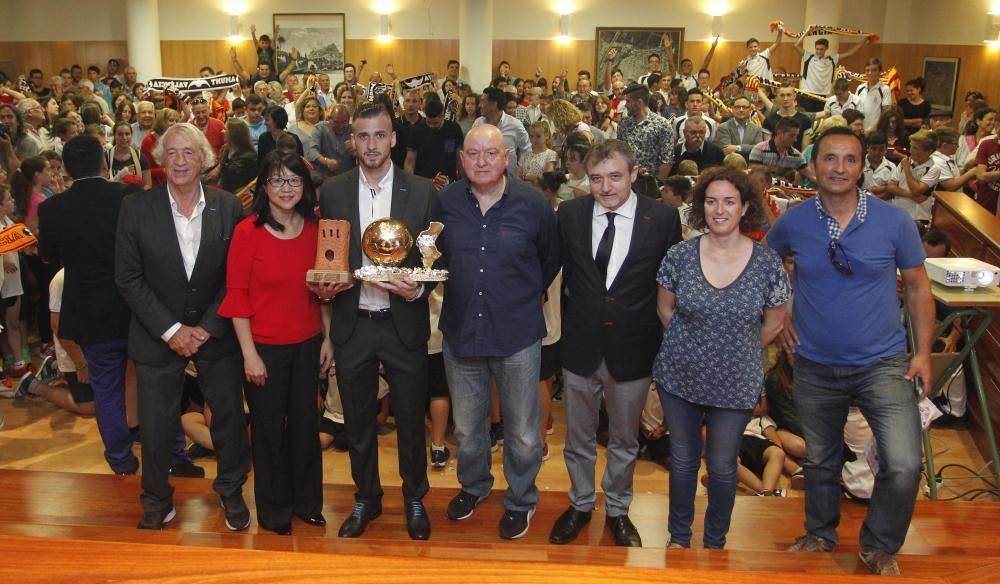 Entrega del Baló d'Or 2015 a Jaume en Almenara