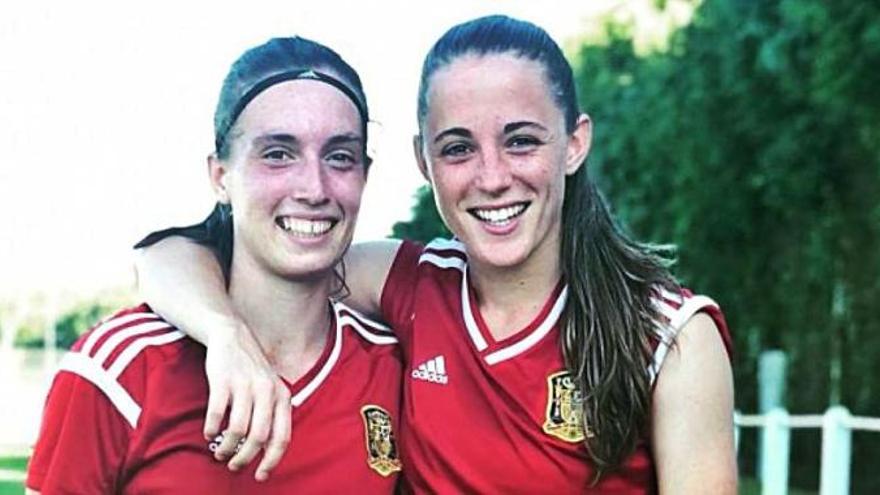 Las dos futbolistas concentradas con la Selección Española.