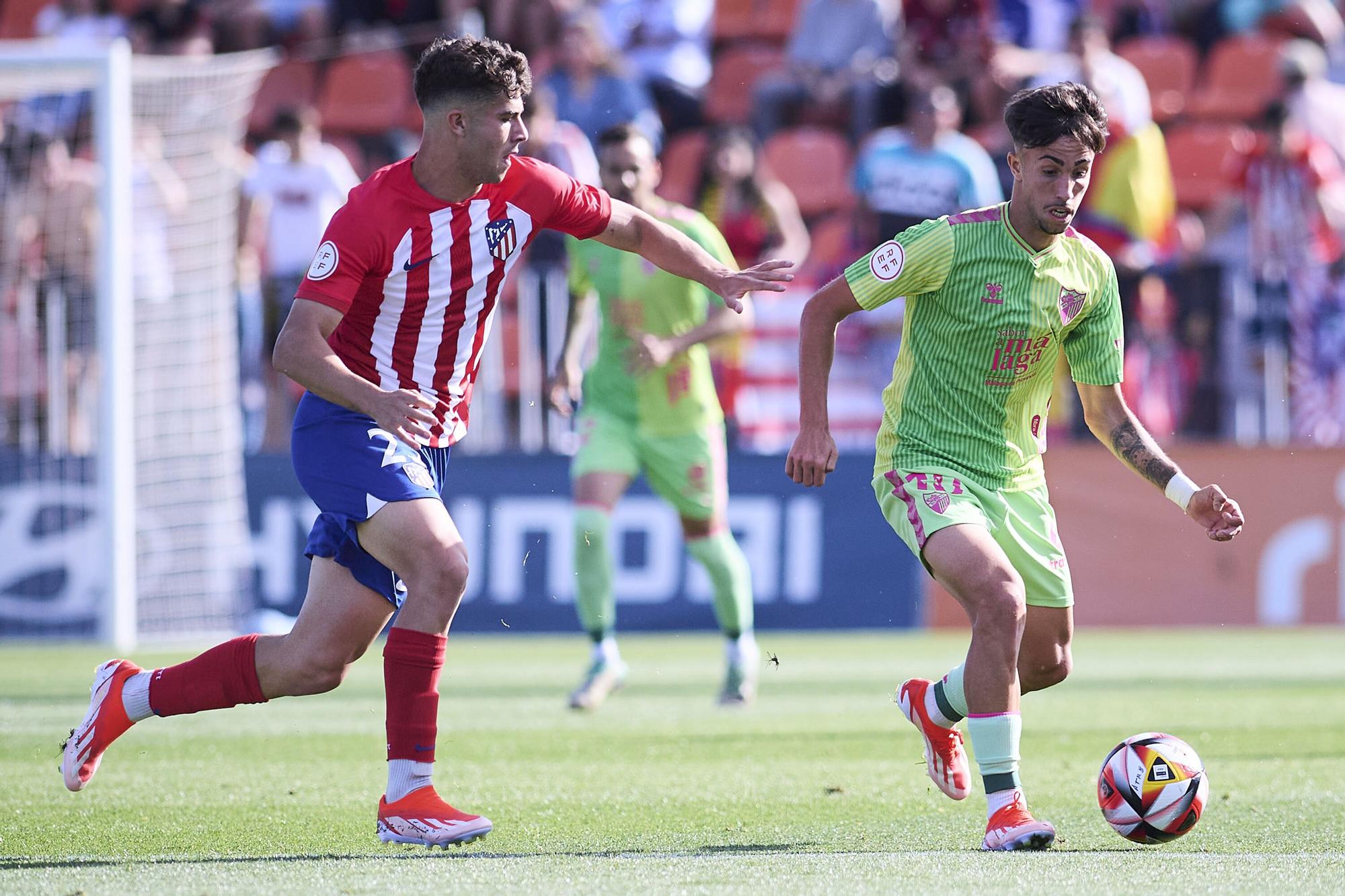 Primera RFEF | Atlético de Madrid B - Málaga CF, en imágenes