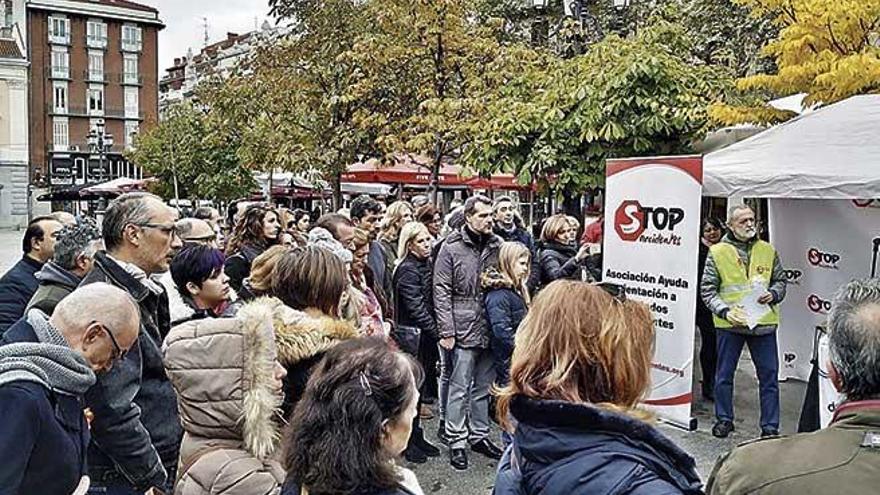 Momento de la concentración celebrada ayer en la Plaza Callao de Madrid.