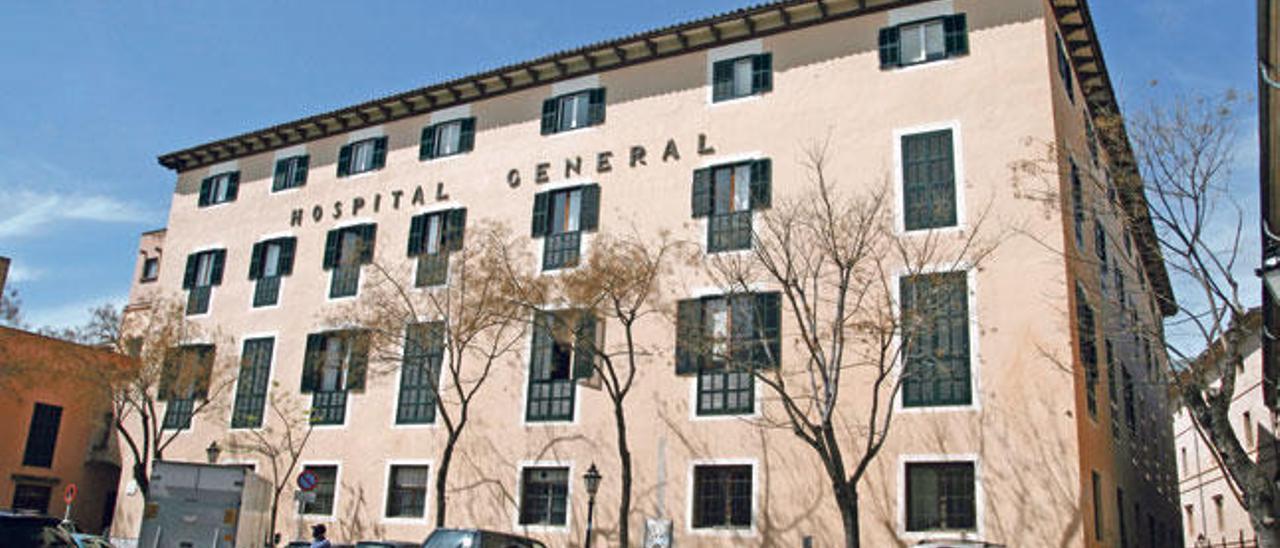 Imagen actual del Hospital General de Palma, institución que ya estaba operativa en aquellos tiempos.