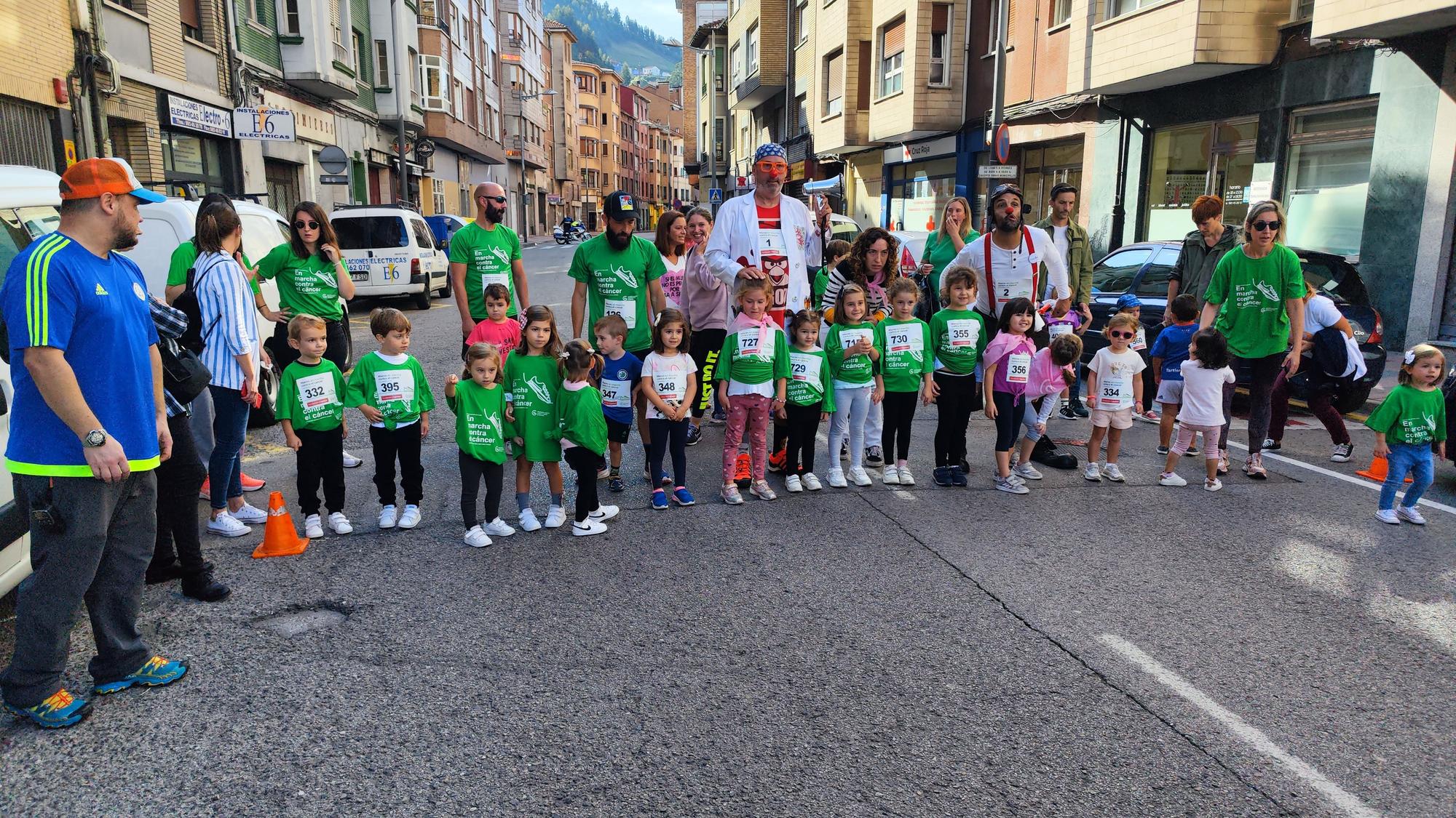 La carrera contra el cáncer de Mieres, en imágenes.