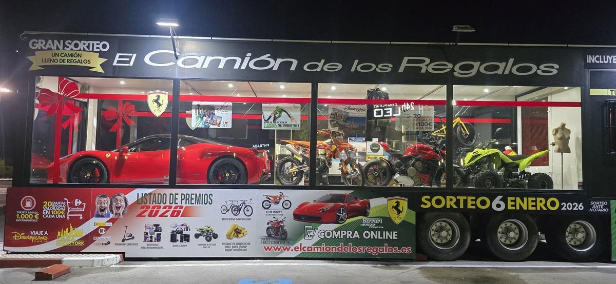 Fotografía del camión de los regalos de Monesterio (Badajoz).
