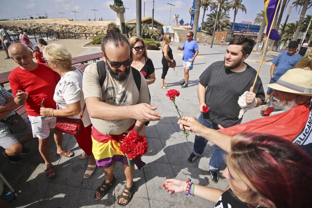 Marcha en Torrevieja por víctimas bombardeo 1938