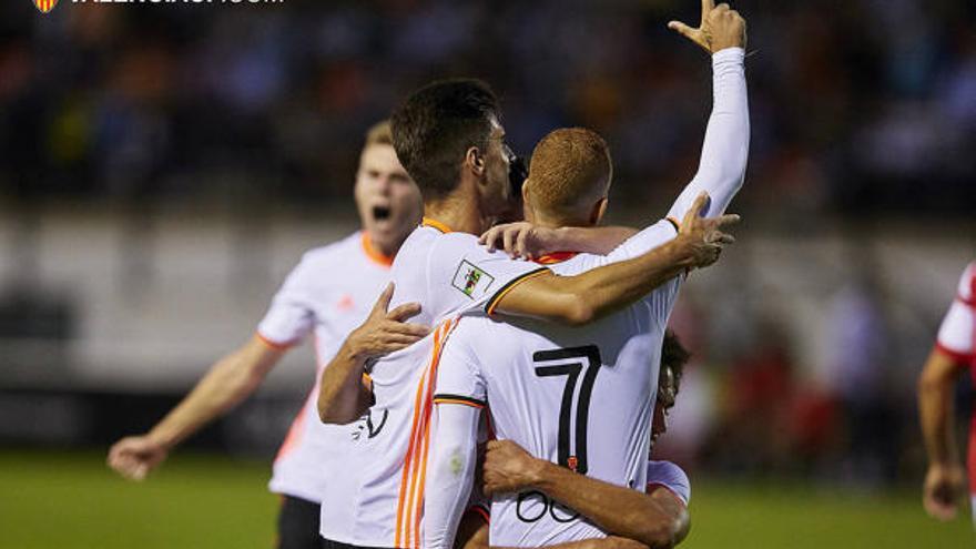 Trabajado empate del Valencia Mestalla para arrancar el año