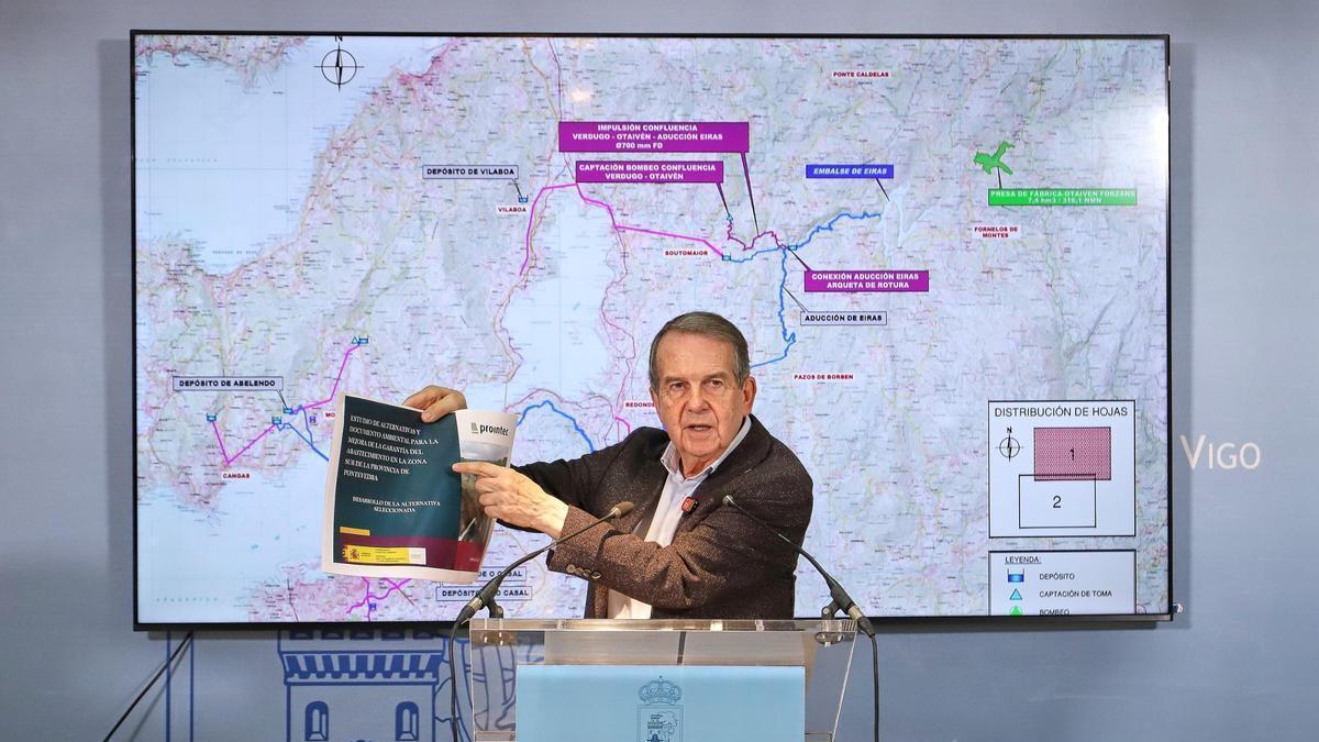 Abel Caballero explica la situación de Eiras.