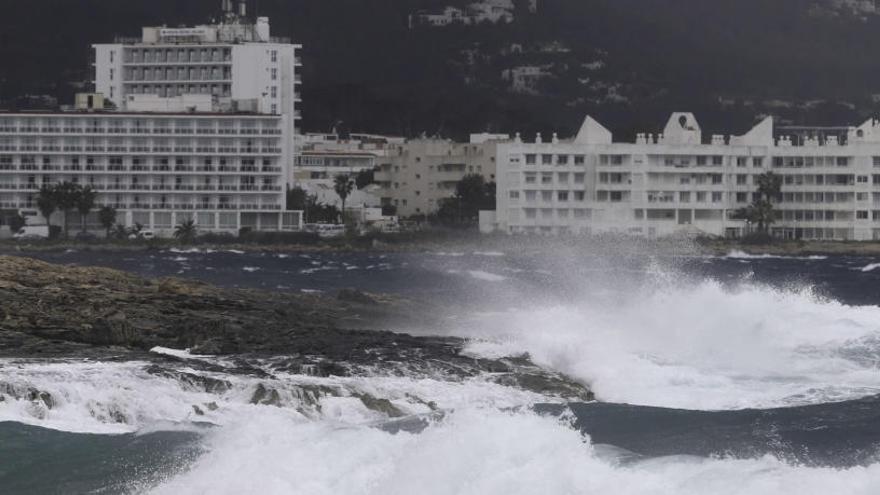 Temporal en Sant Antoni.