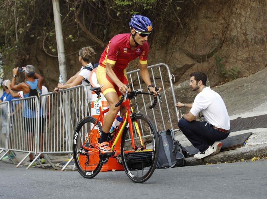 El mallorquín Mario Mola, octavo y diploma olímpico en el triatlón de Río