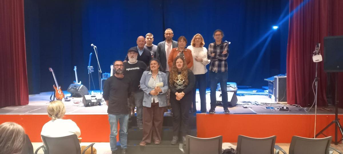Participantes en el Versovera de este año en La Lechera de Cancienes.