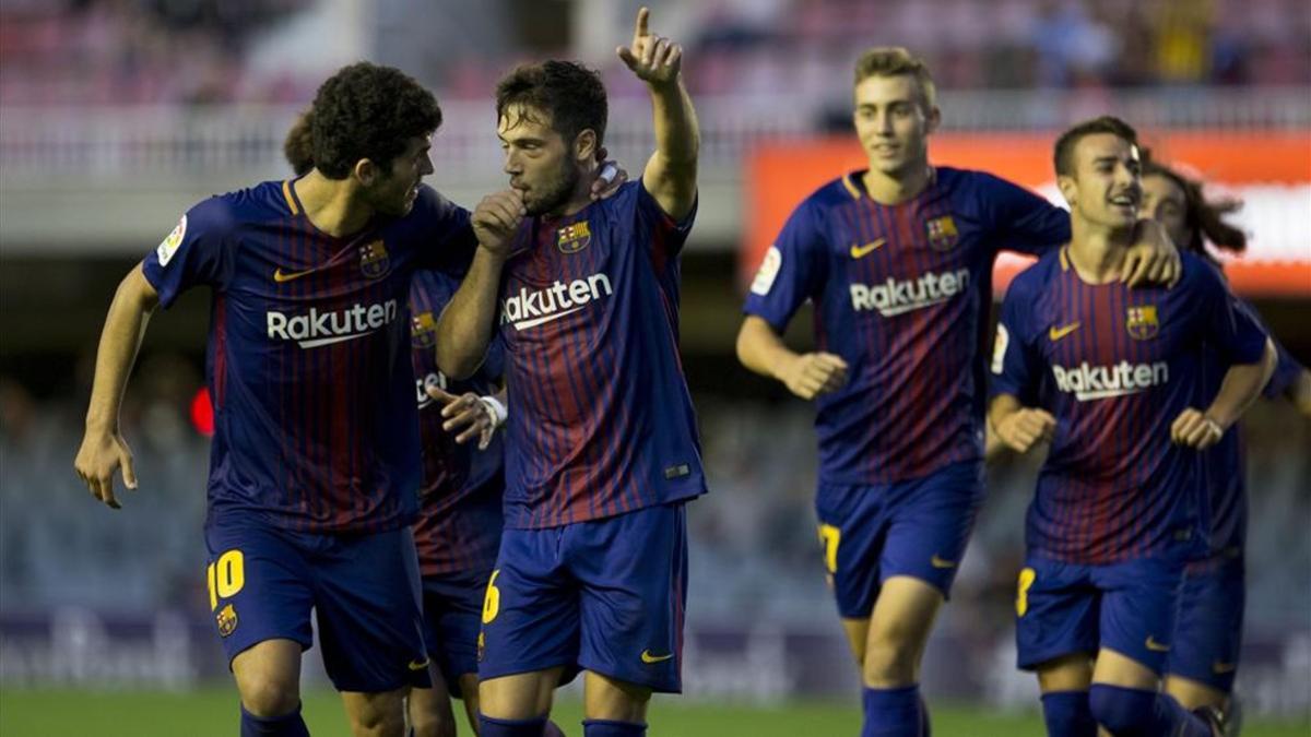 El Barça B celebrando el gol frente al Lorca