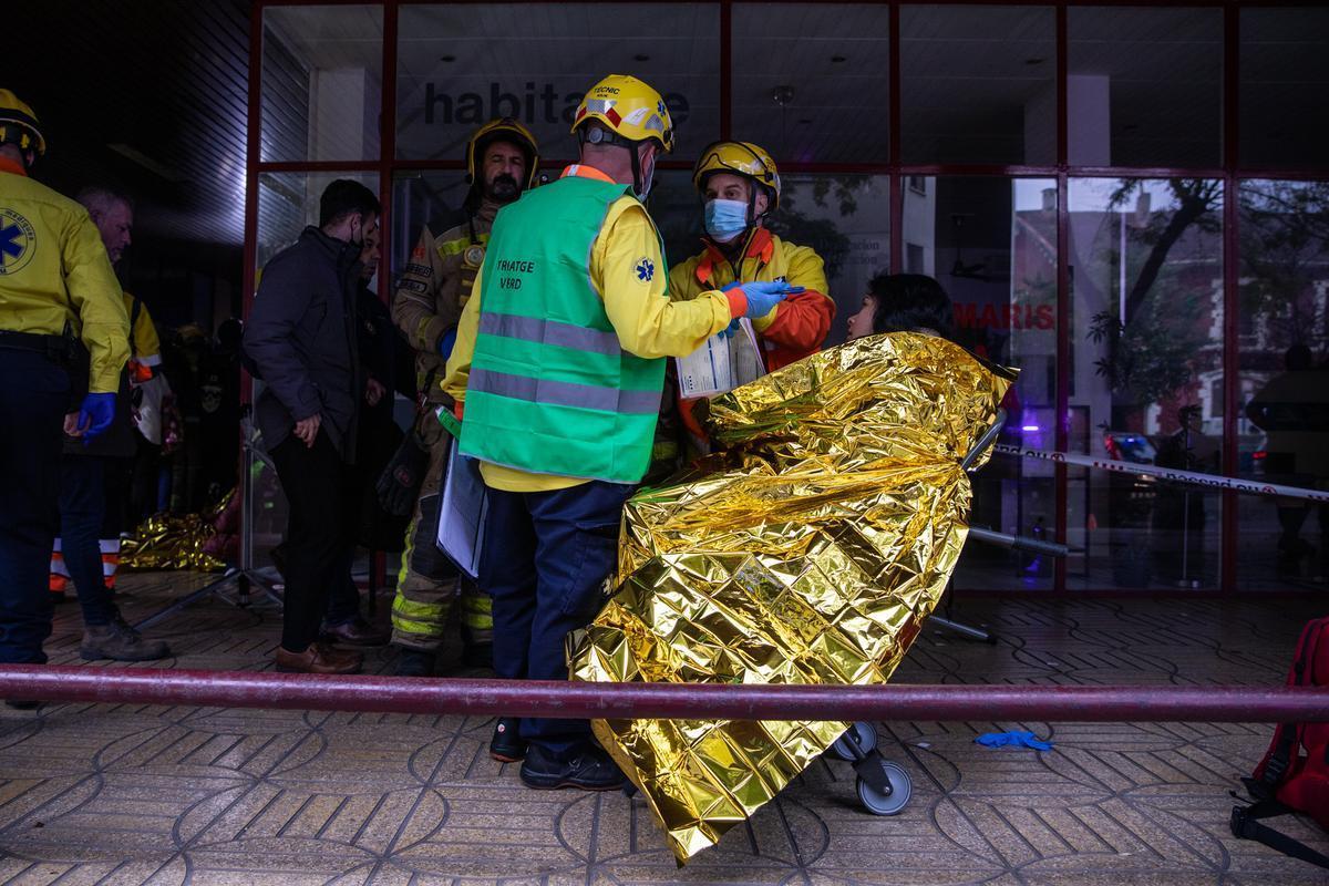 Decenas de heridos por un choque de trenes en Barcelona