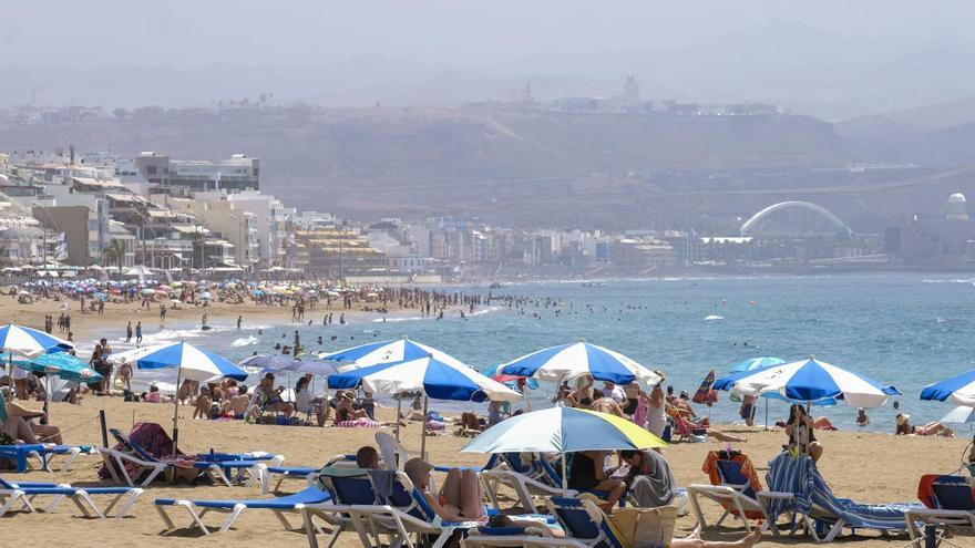 El fuerte calor activa otra vez el riesgo por incendio forestal en Gran Canaria y la provincia occidental
