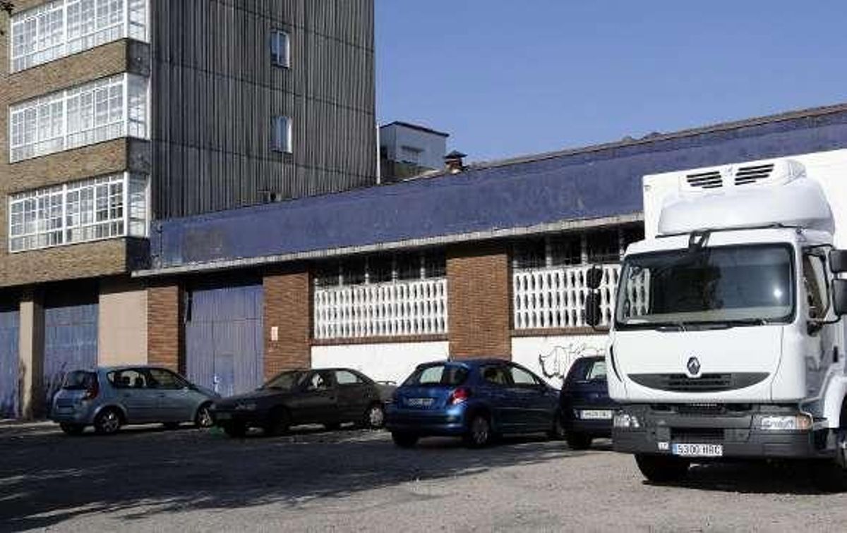 Nave de Alimentos Arosa, en Cambados. // Noé Parga