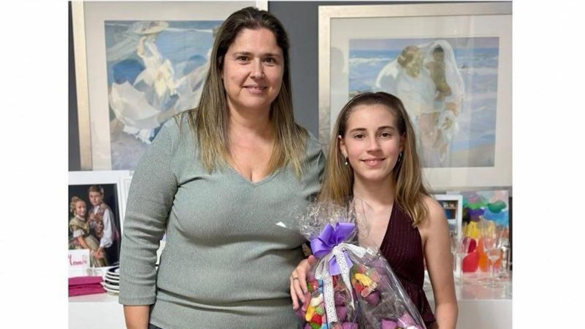 Candela González Bartol , primera presidenta infantil de la falla La falla Carrer Major i Passeig de Gandia
