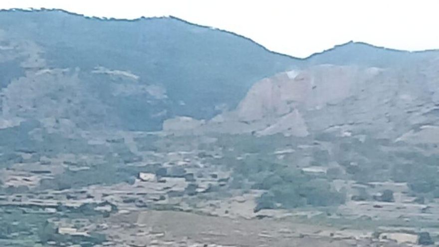 Extinguido un incendio de vegetación en Xixona que provocó un rayo