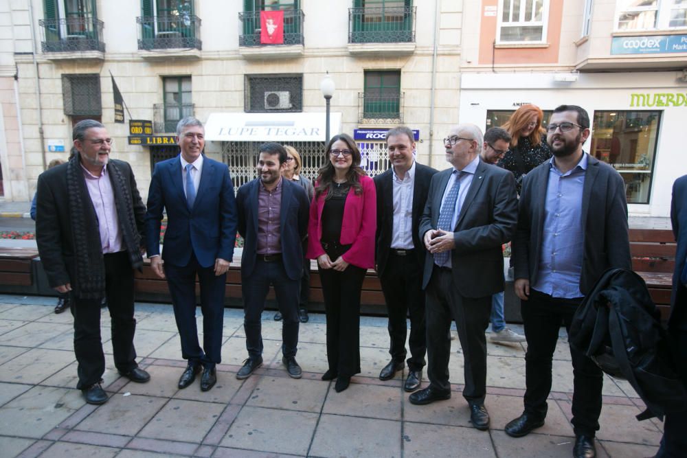 La Generalitat en pleno celebra en Alicante las cuatro décadas de la Carta Magna con un acto institucional en el Teatro Principal que llega en medio de los ataques al modelo territorial y de la alerta ultra.