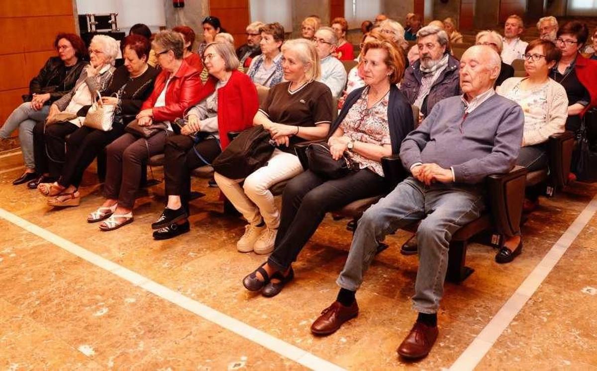 CLUB FARO | Soto: "María Victoria Moreno foi pioneira na creación da literatura infantil e xuvenil"