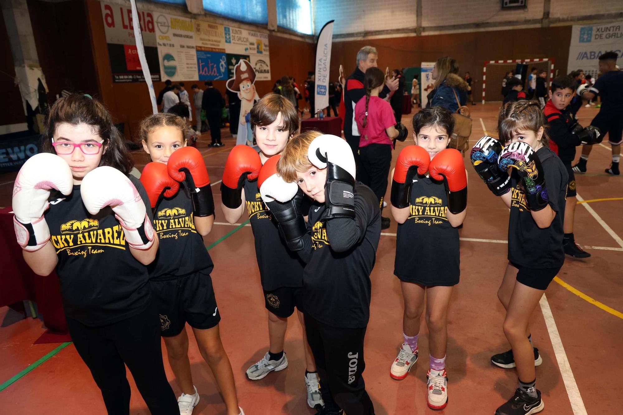 Guantes en alto en Arousa