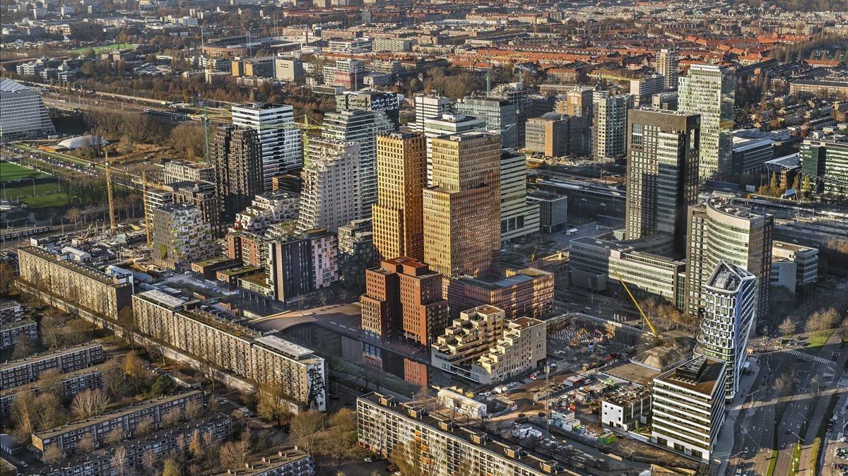 Vista aérea del distrito de Zuidas,  en Amsterdam, que acogera la sede de la Agencia Europea del Medicamento.