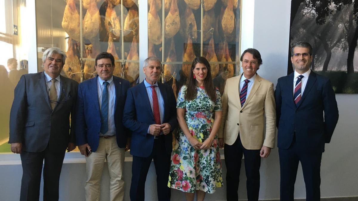 La empresa jamonera Dehesas Reunidas inaugura sus nuevas instalaciones en Belmez