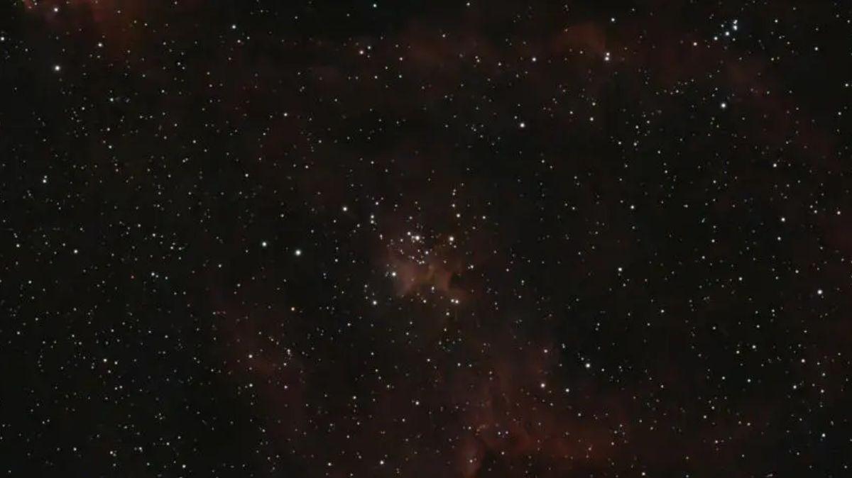 El polvo cósmico sería clave para el surgimiento de la vida, cuando las condiciones son propicias en algún lugar de la inmensidad del espacio.