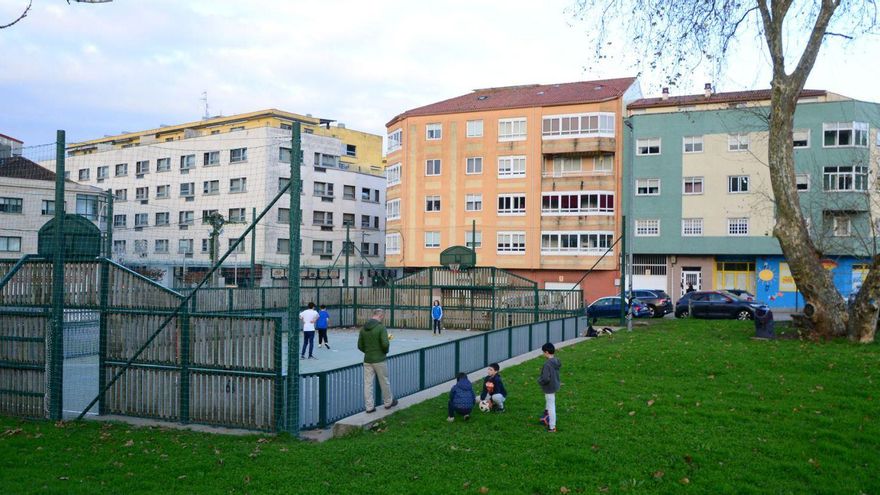 La caída de población en Cangas y Bueu deja a la comarca por debajo de 58.000 habitantes